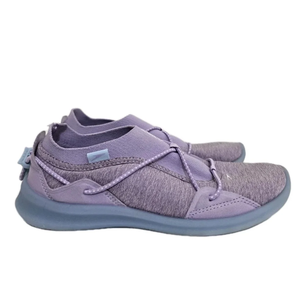 SPEEDO youth size Medium 2/3 Surf Walker Lilac Water Shoes‎
